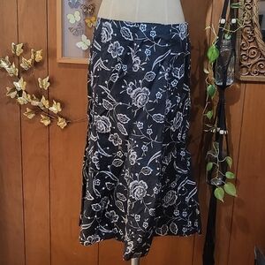 Kim Rogers Black and White Linen Floral Skirt